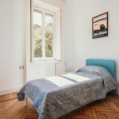 The Queen's - Candela Apartment