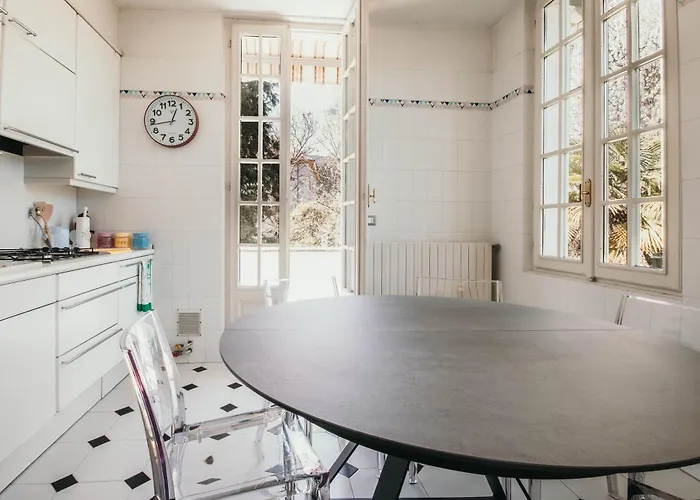 The Queen's - Candela * Stresa