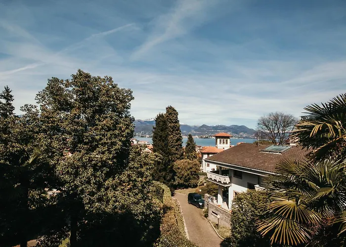 The Queen's - Candela Lejlighed Stresa