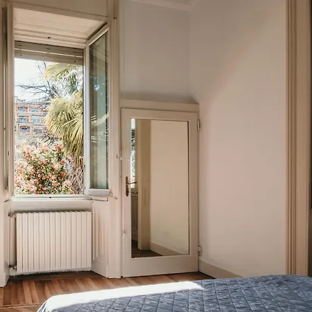 The Queen's - Candela *