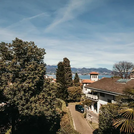The Queen's - Candela Appartement Stresa