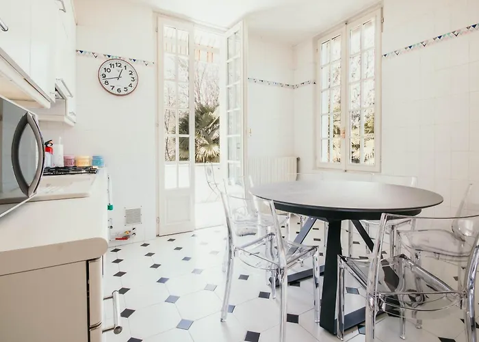 The Queen's - Candela *